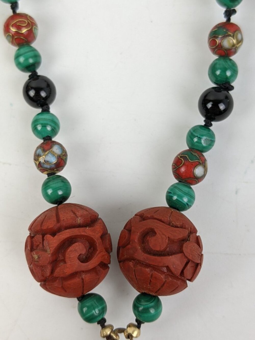 Vintage Chinese Cinnabar Malachite & Onyx Beaded Necklace - Picture 3 of 13